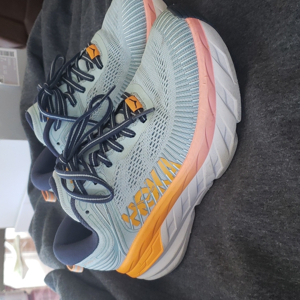 Hoka Bondi 7, size 6, EUC, no tags